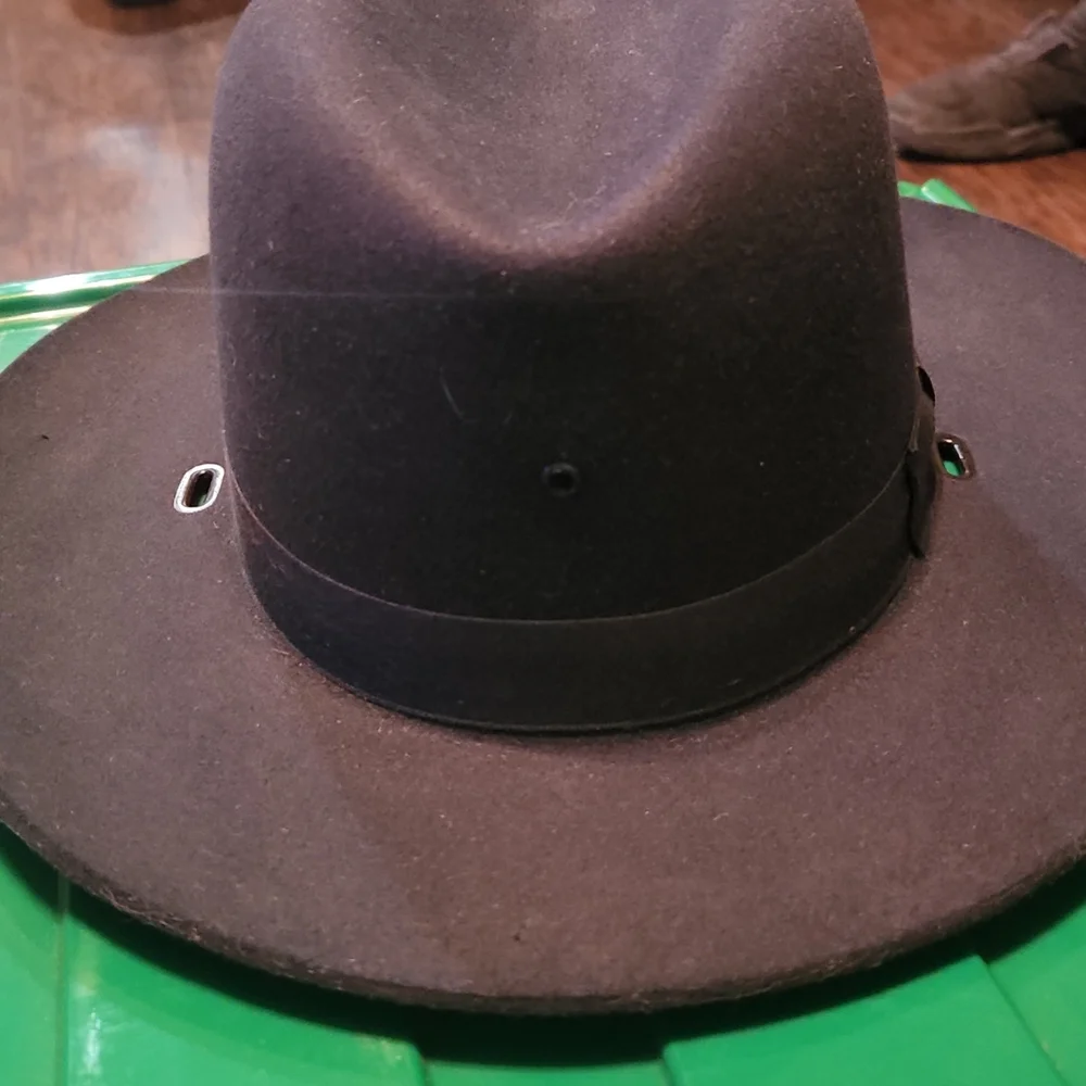 Stratton self forming hat - Picture 3 of 9